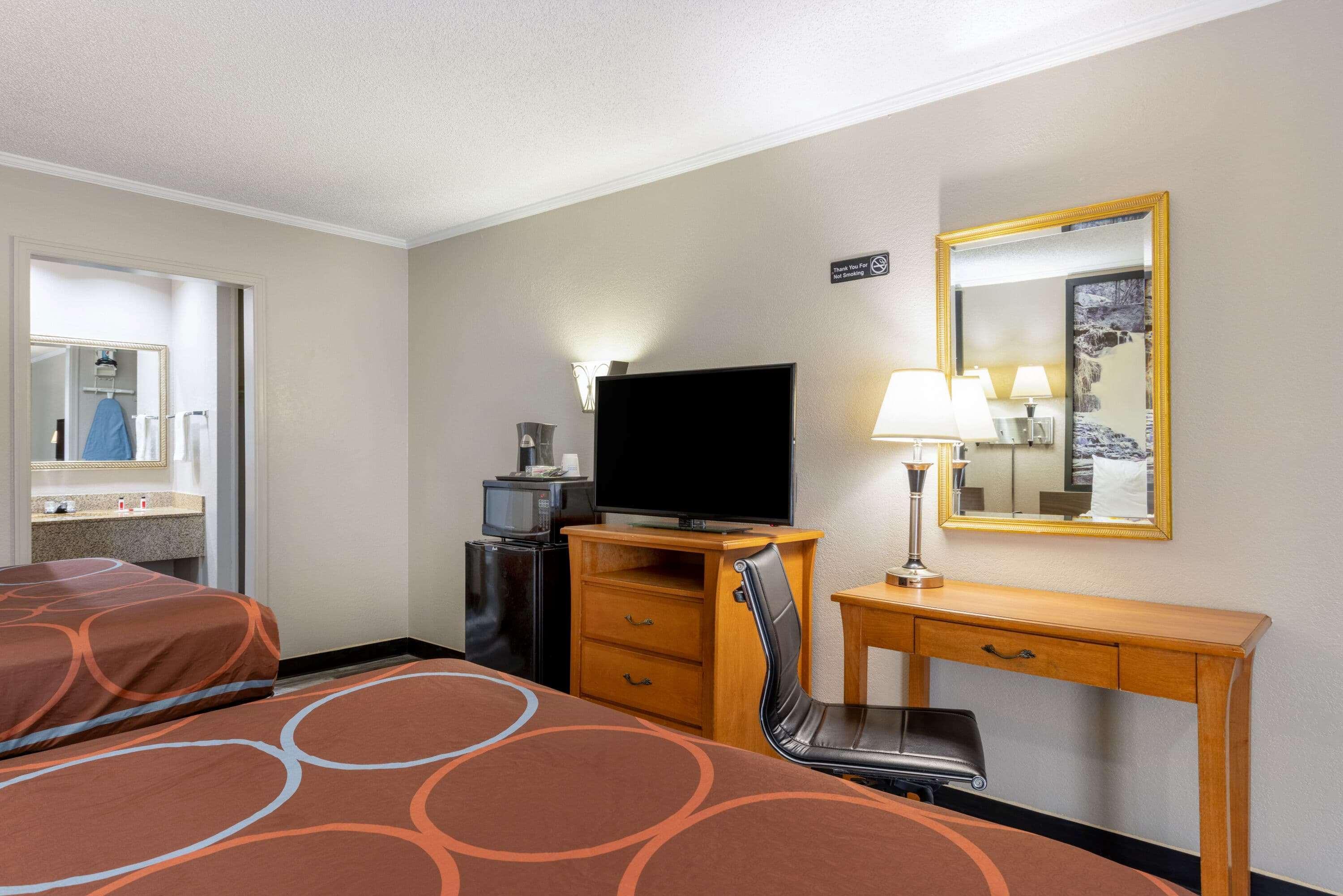 Super 8 By Wyndham Kansas City Airport North Exterior foto