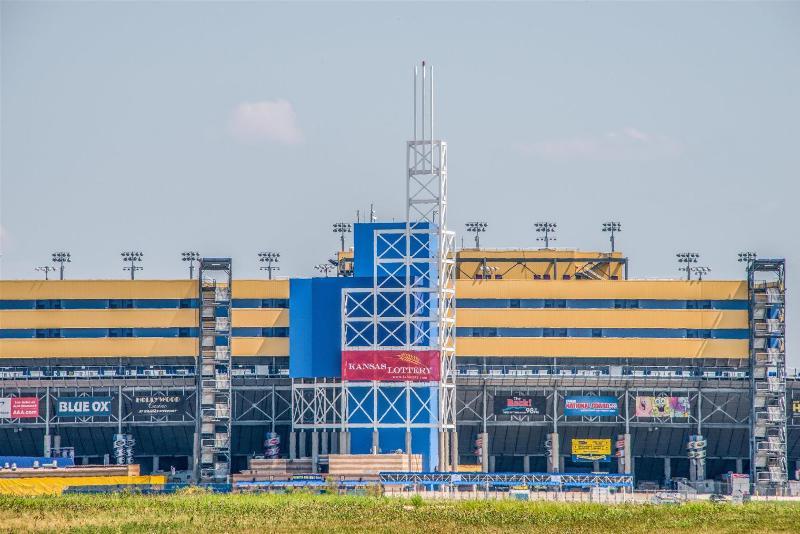 Super 8 By Wyndham Kansas City Airport North Exterior foto